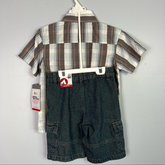 AIRWALK Boys 2 piece outfit - button down shirt & adjustable waste denim shorts - Picture 3 of 16